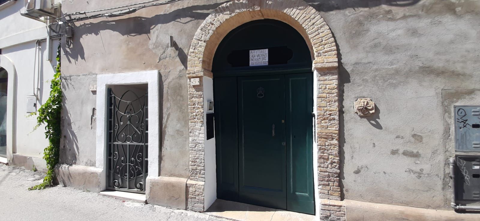 APPARTAMENTO IN VENDITA/LOCAZIONE (Rif. 995)